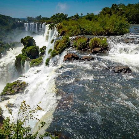 Bed and Breakfast Secret Garden Iguazu Пуерто-Іґуасу Екстер'єр фото